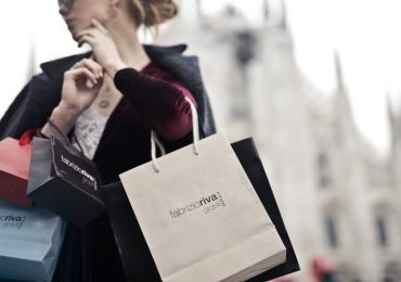 Mindful shopping hacks you need to simplify your life.